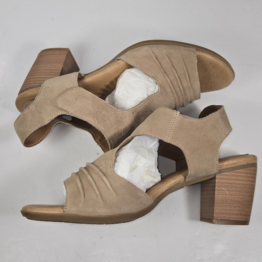 Montana Artisan‎ Crafted Leather Block Heel Sandals Womens 11 Tan Suede Pleated - Picture 5 of 7
